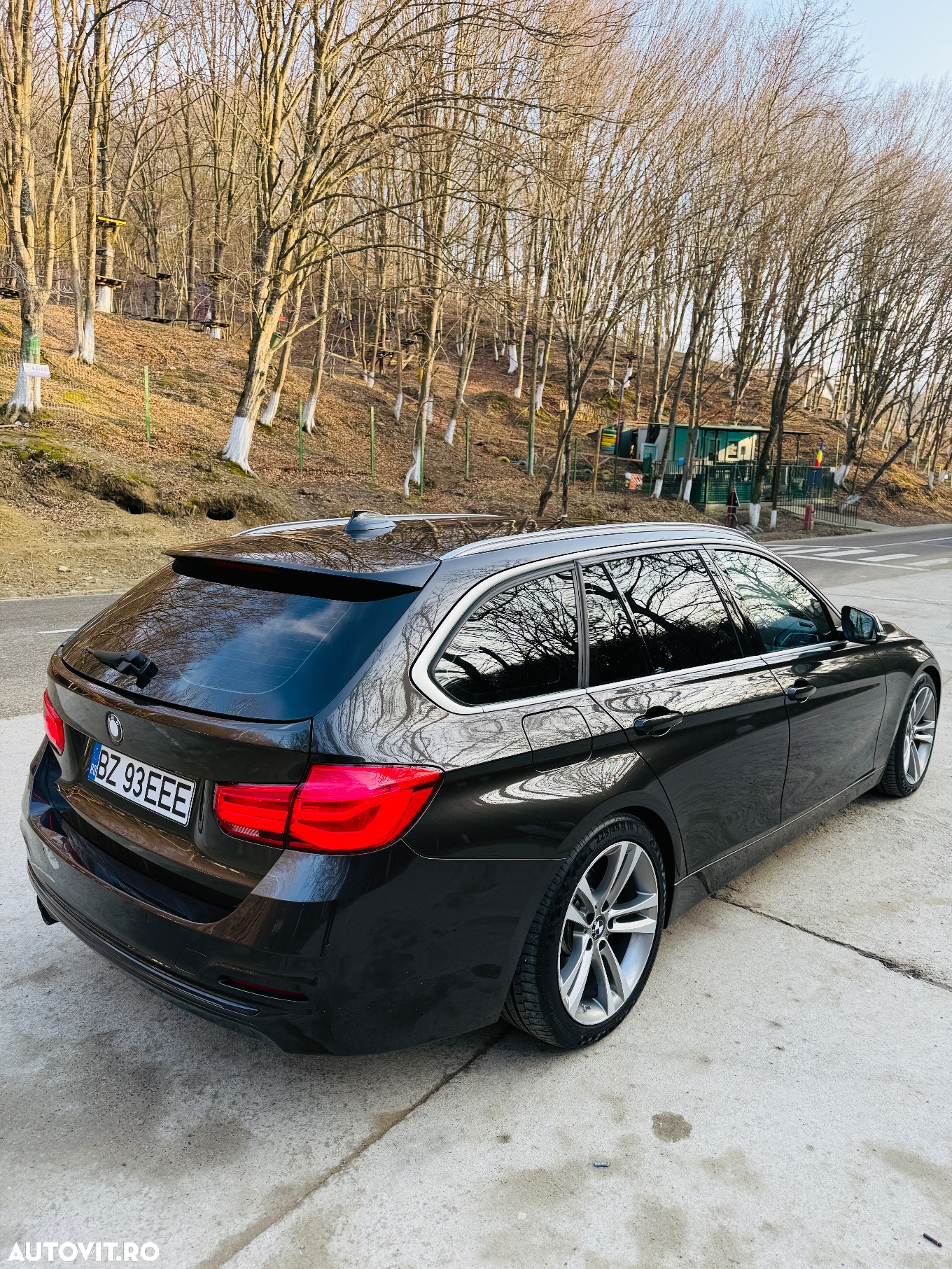 BMW Seria 3 320d Aut. Luxury Line - 16