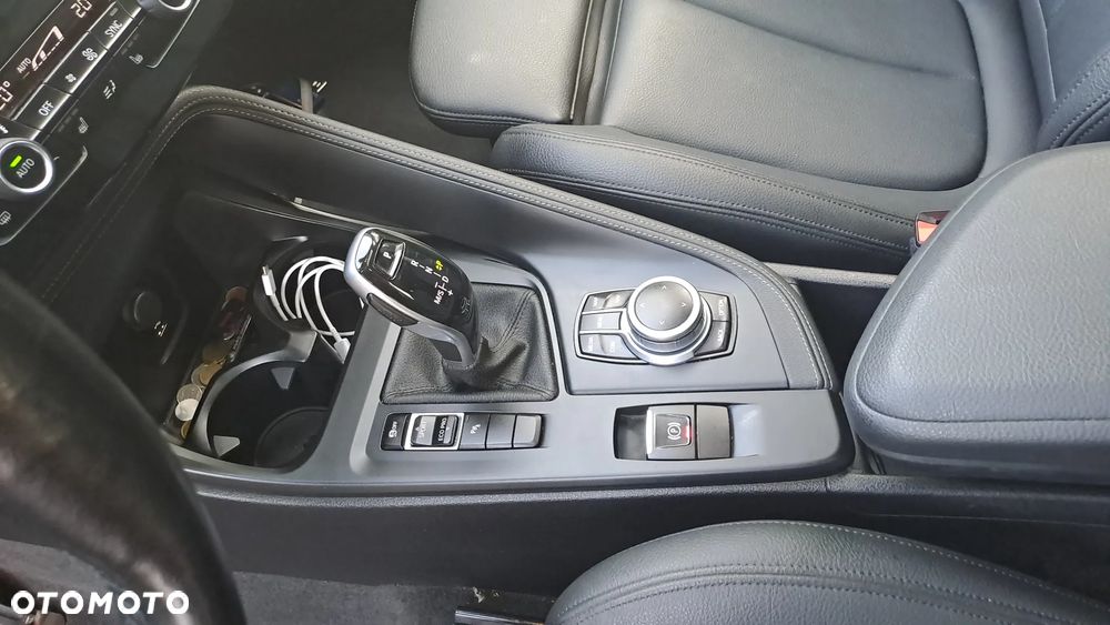 BMW X1 xDrive25i xLine sport - 6