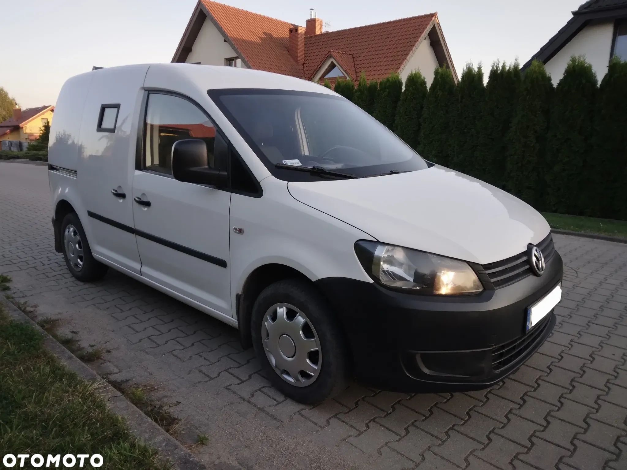 Volkswagen Caddy - 1