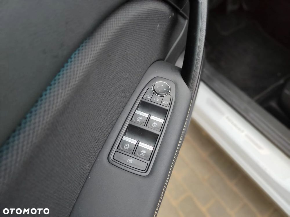 Renault Symbioz - 11