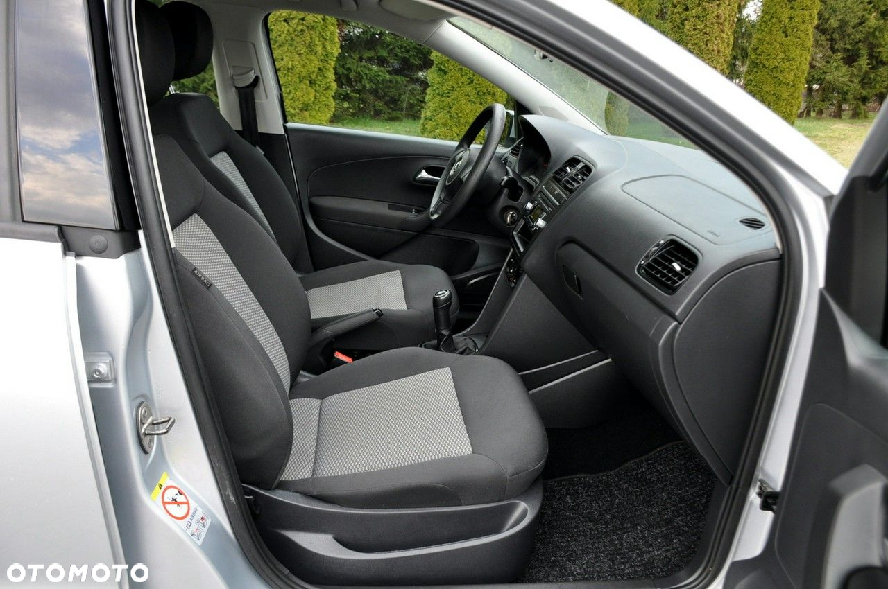 Volkswagen Polo - 17