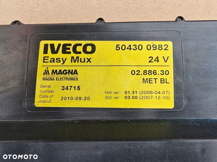 STEROWNIK MODUŁ KASETA KOMPUTER ŚWIATEŁ EASY MUX 504300982 IVECO EUROCARGO - 3