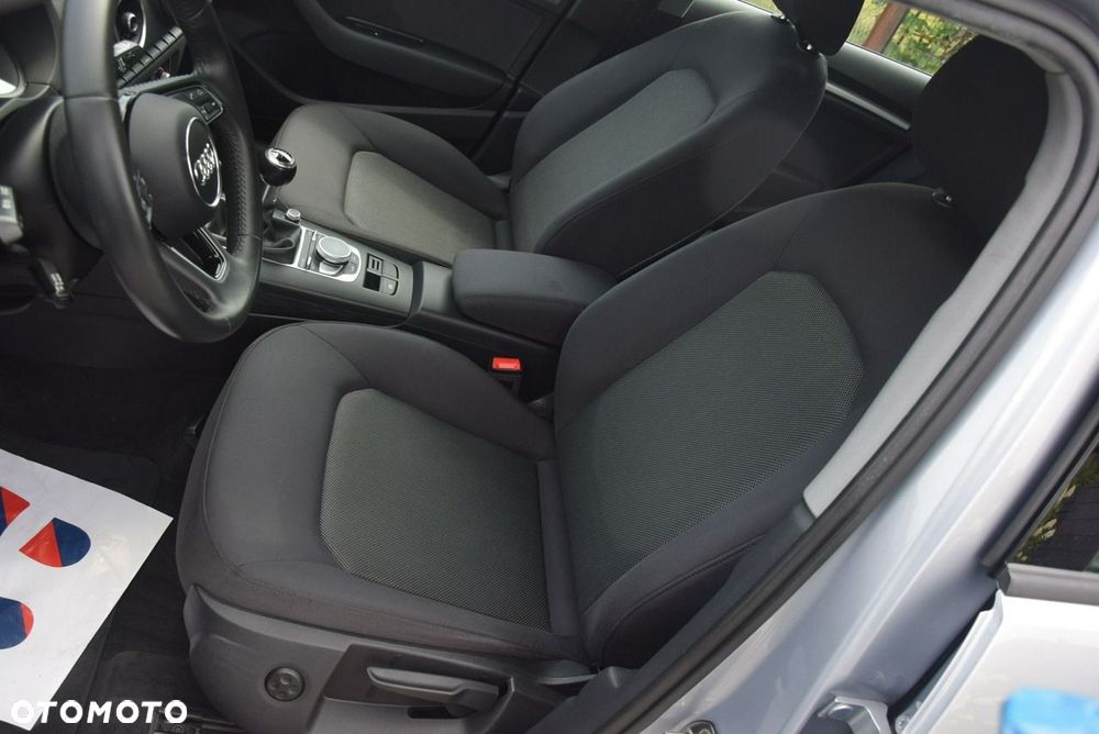 Audi A3 Sportback 1.0 TFSI design - 34