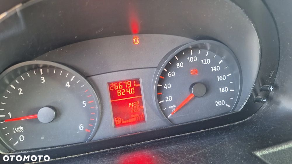 Volkswagen CRAFTER - 8