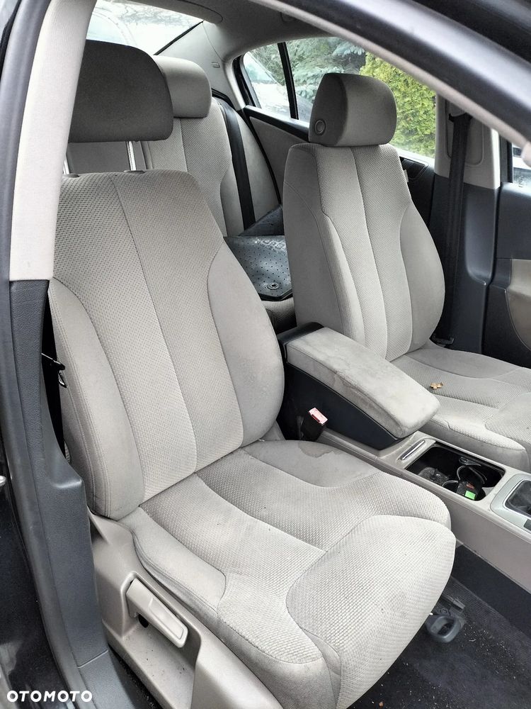 KLAPA BAGAŻNIKA VW PASSAT SEDAN B6 2.0 FSI 05-10r - 13
