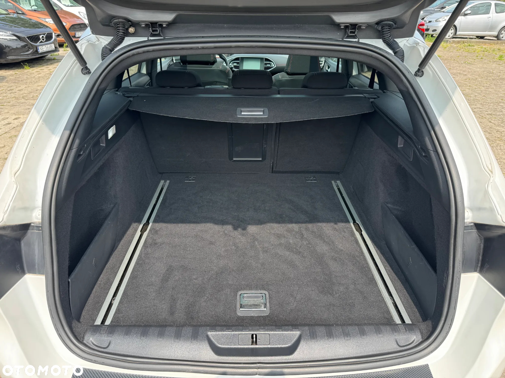 Peugeot 308 - 21