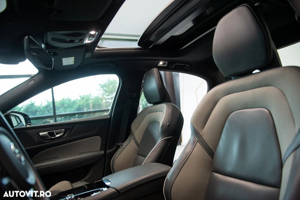 Volvo S60 T8 Recharge AWD Geartronic RDesign - 17