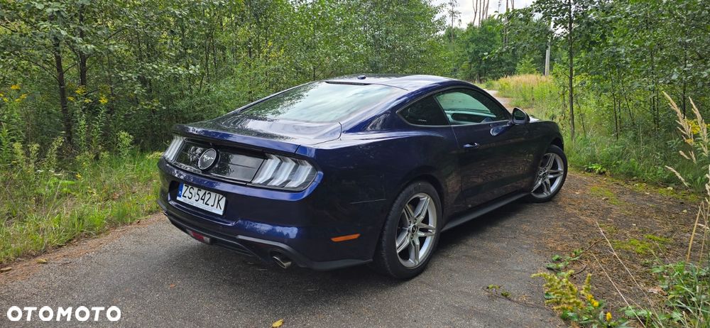 Ford Mustang - 9