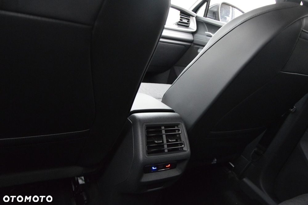 Volkswagen Tayron - 15