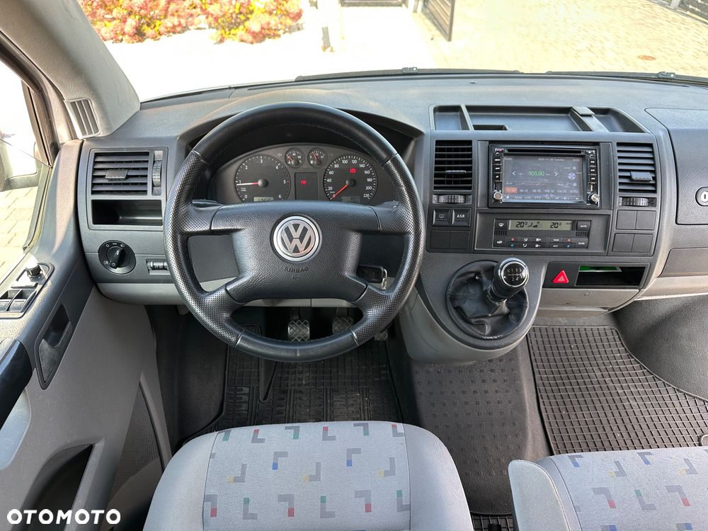 Volkswagen Transporter - 23