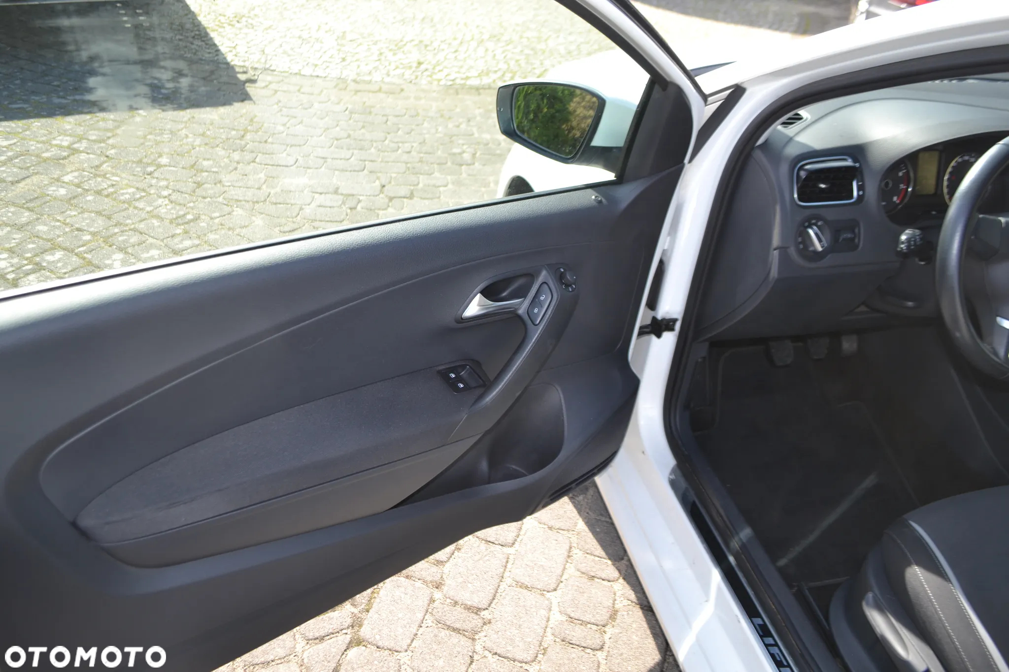 Volkswagen Polo 1.2 Team - 13