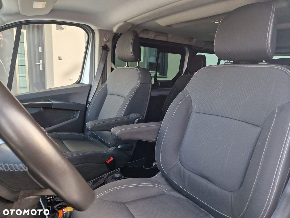 Renault Trafic 2.0 dCi - 8