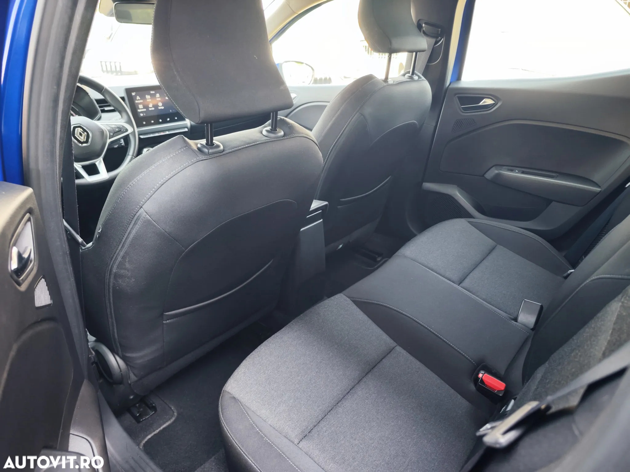 Renault Clio E-TECH Hybrid 140 ZEN - 12