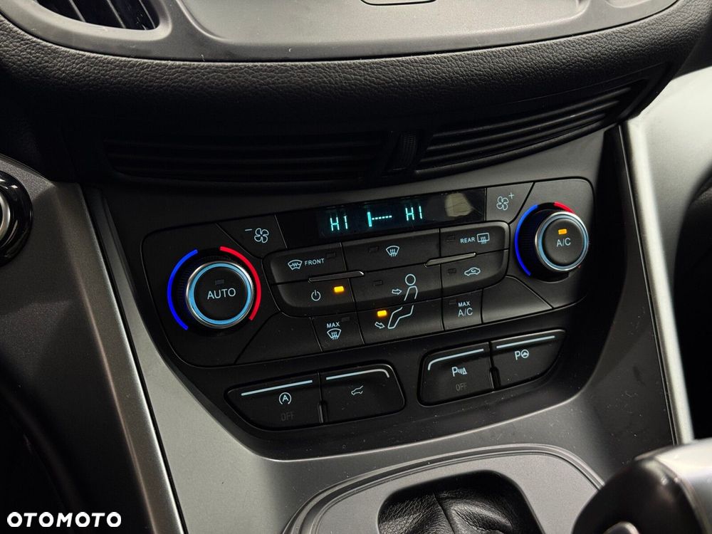 Ford Kuga 2.0 TDCi AWD Titanium - 24