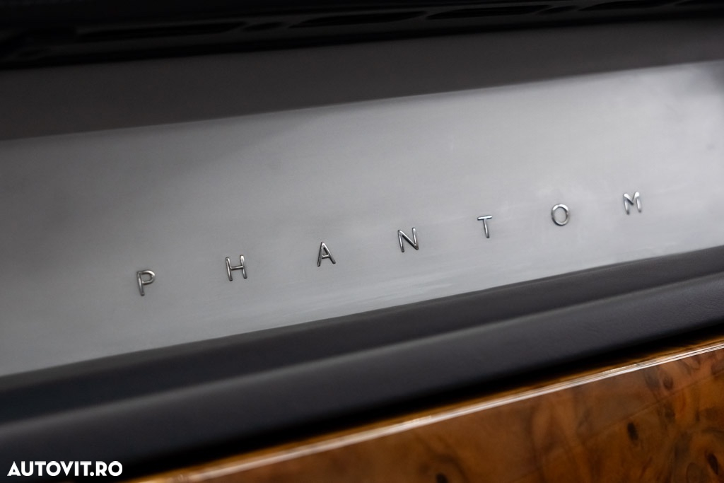 Rolls-Royce Phantom Standard - 35