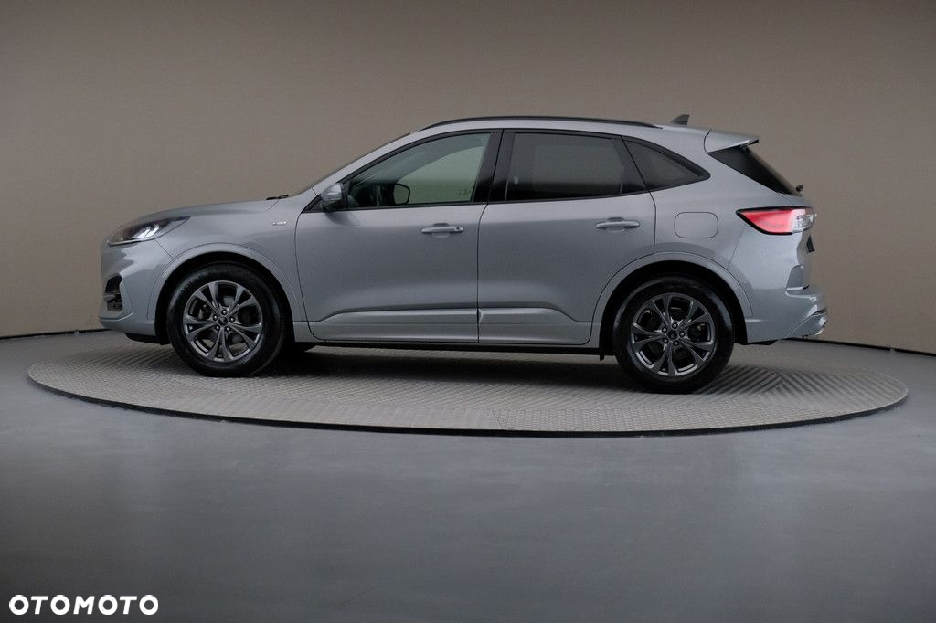 Ford Kuga - 4