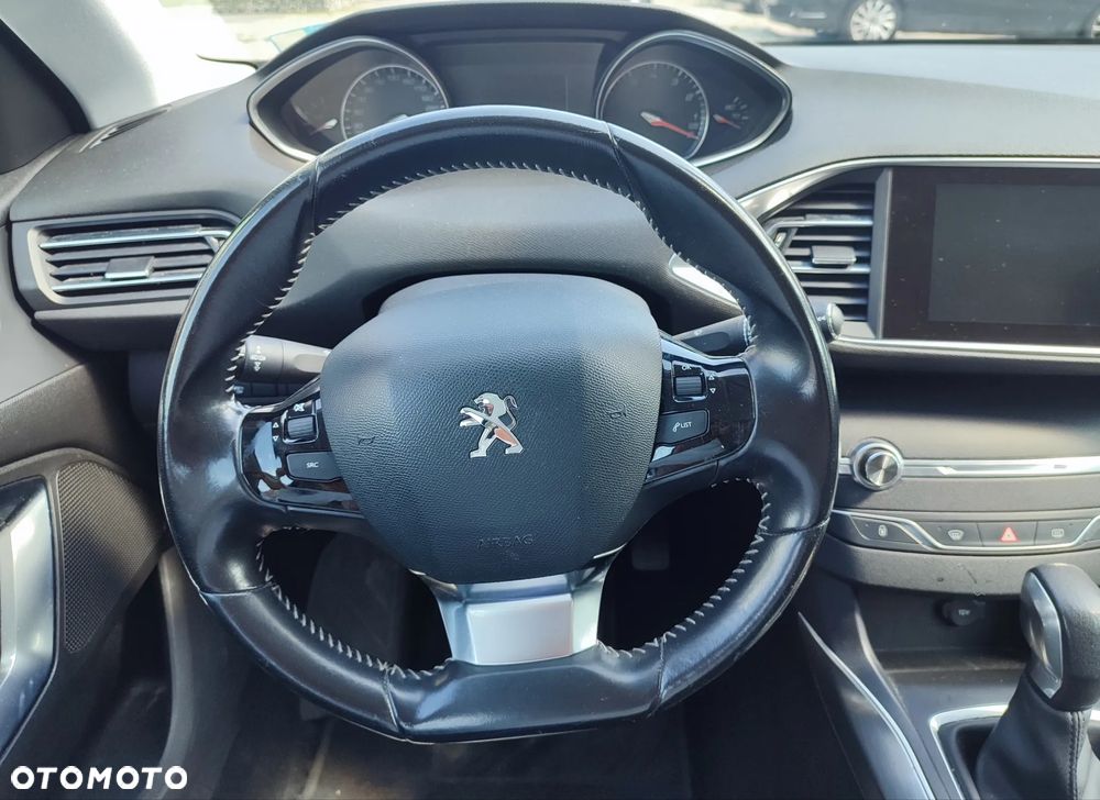 Peugeot 308 1.2 PureTech Active S&S - 4