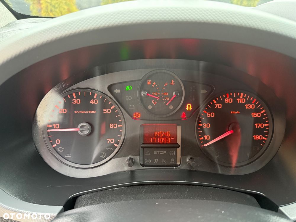 Peugeot Partner - 23