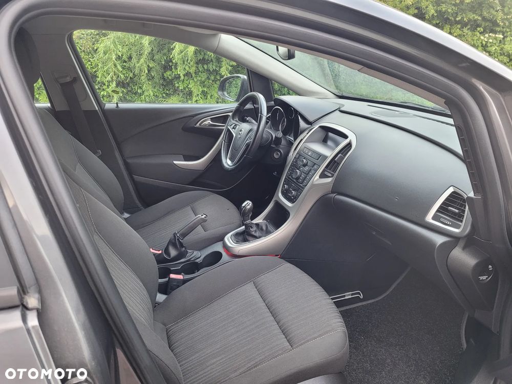 Opel Astra 1.6 Innovation - 8