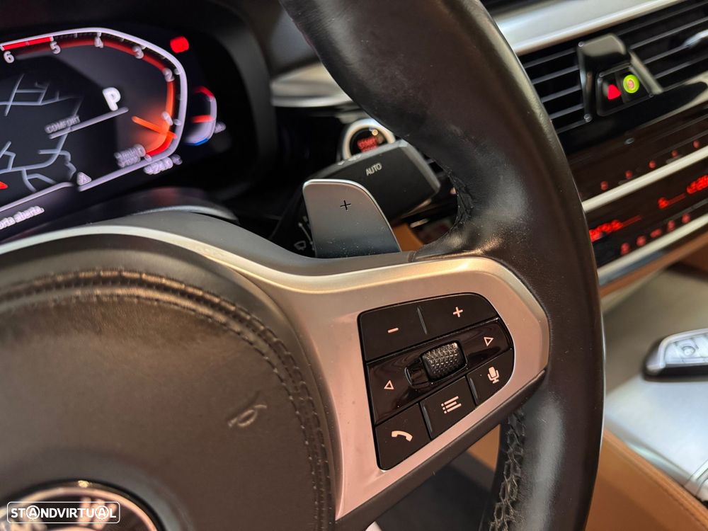 BMW 640 Gran Turismo d xDrive Pack M - 25