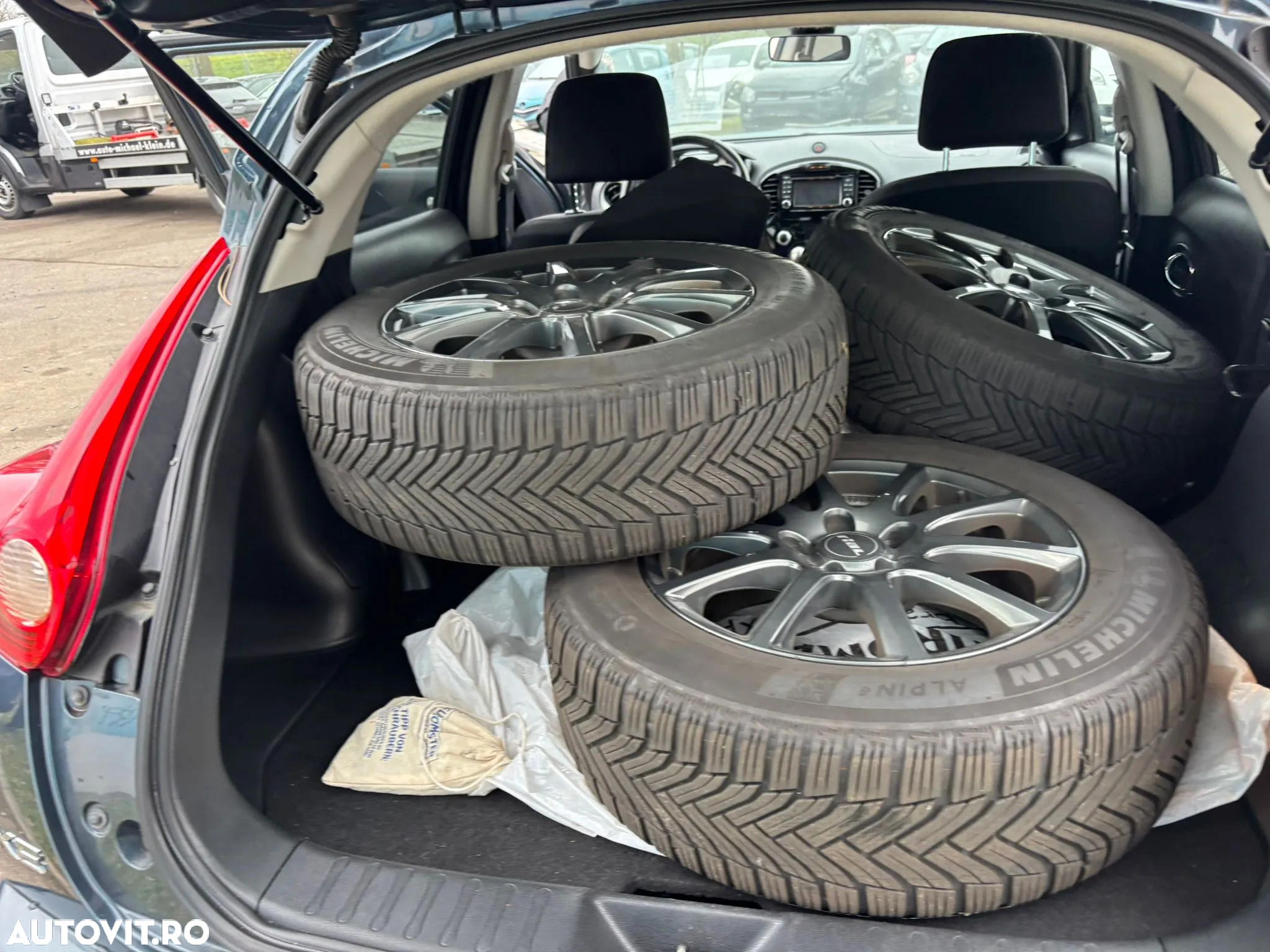 Nissan Juke 1.6 Start/Stop Tekna - 8