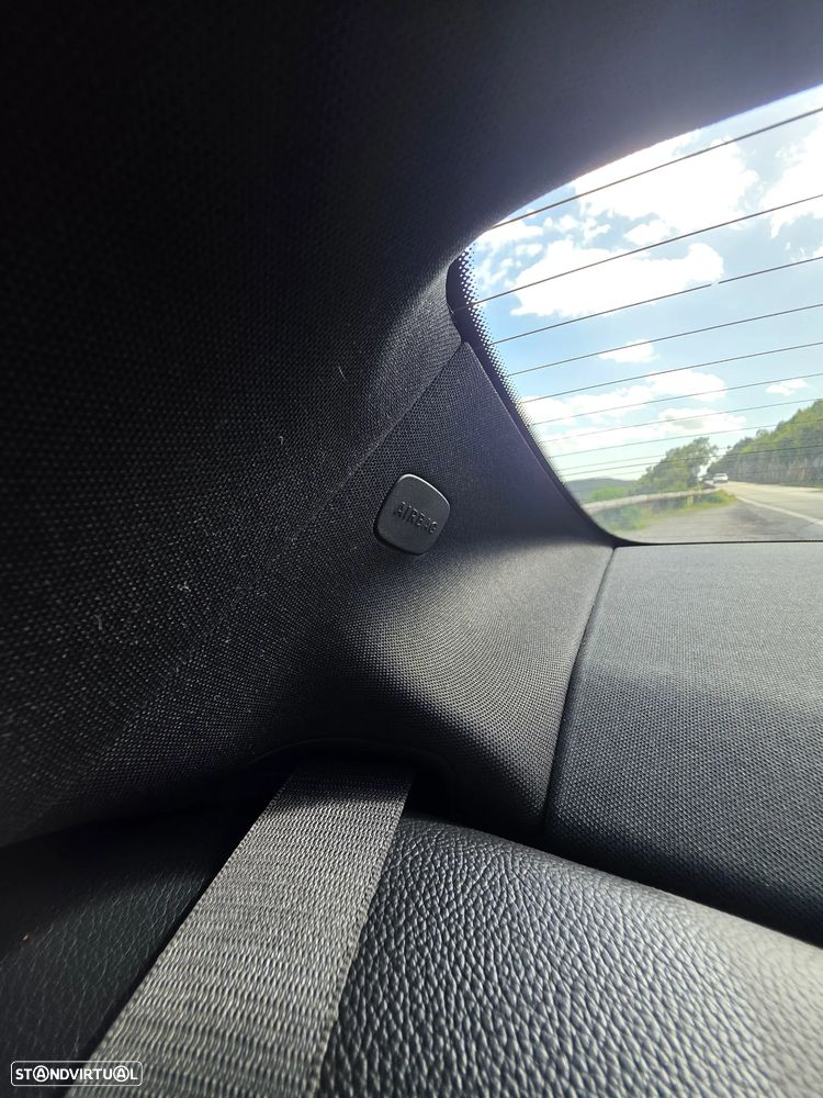 Mercedes-Benz C 200 d Cabrio AMG Line Aut. - 44