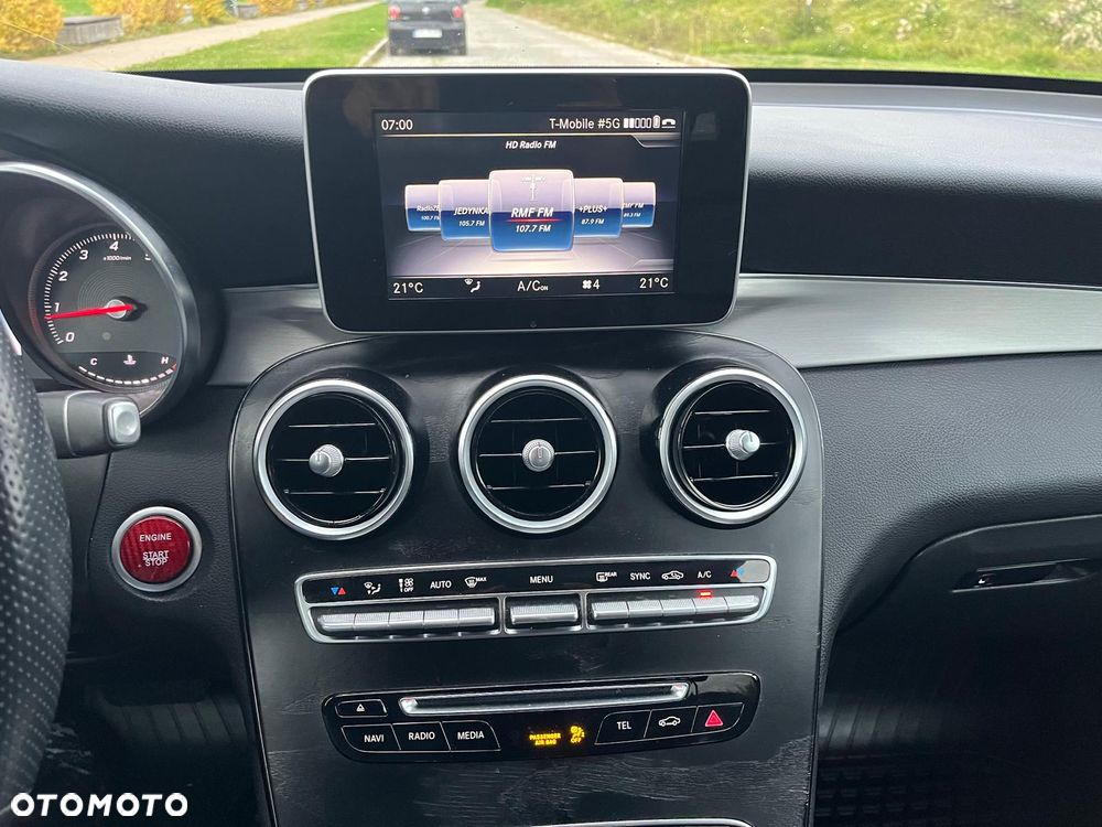 Mercedes-Benz GLC 300 4Matic 9G-TRONIC Exclusive - 21