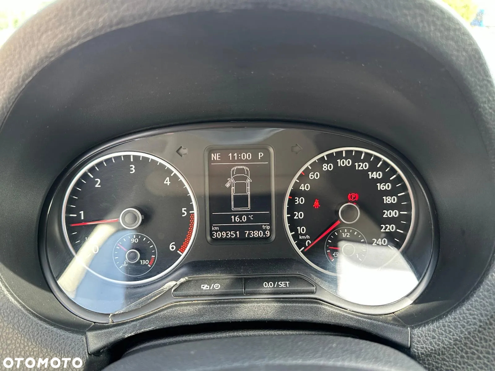 Volkswagen AMAROK - 17