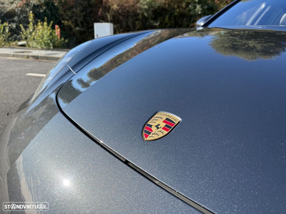 Porsche Panamera Sport Turismo 4 E-Hybrid - 8