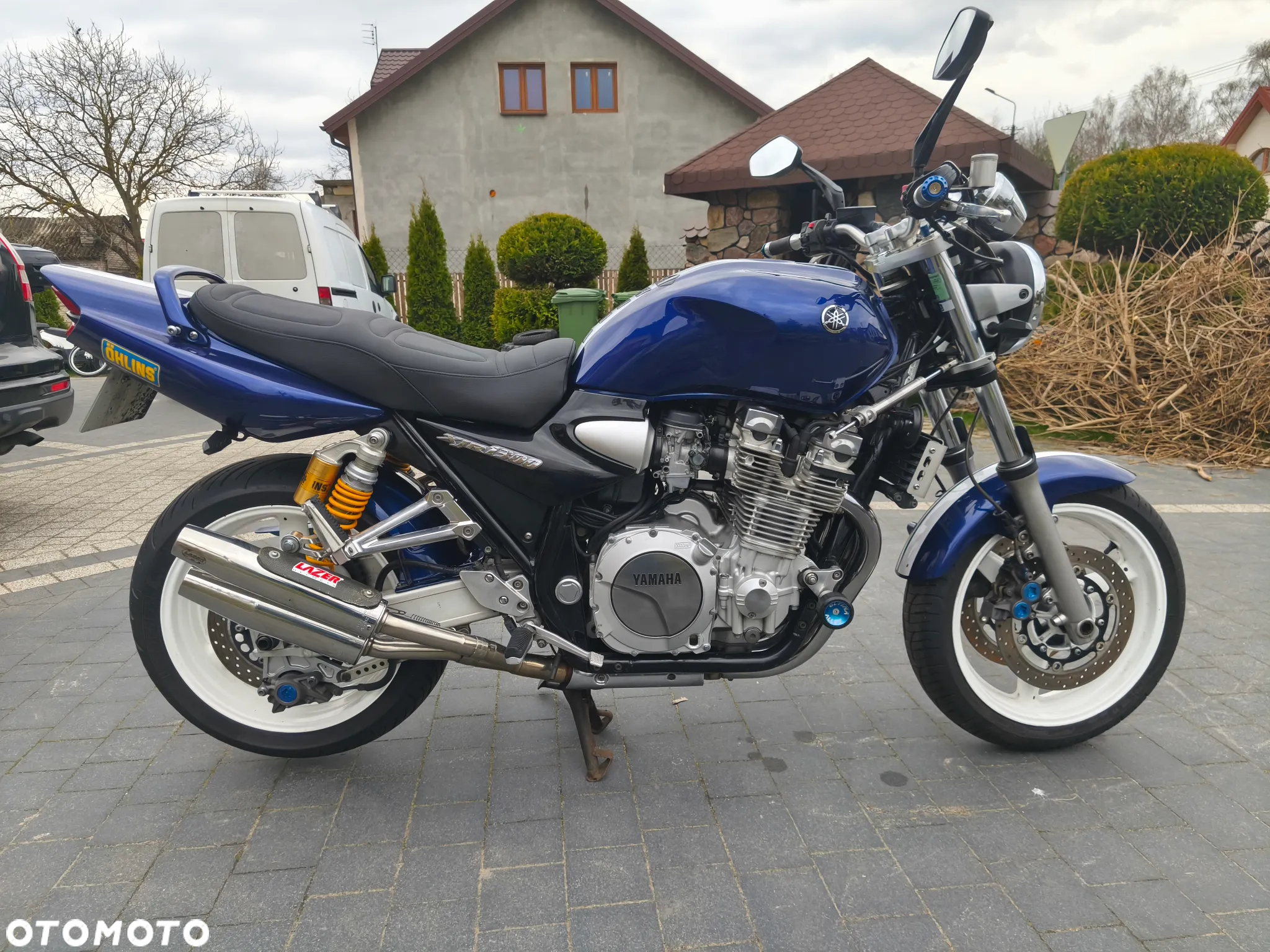 Yamaha XJR - 8
