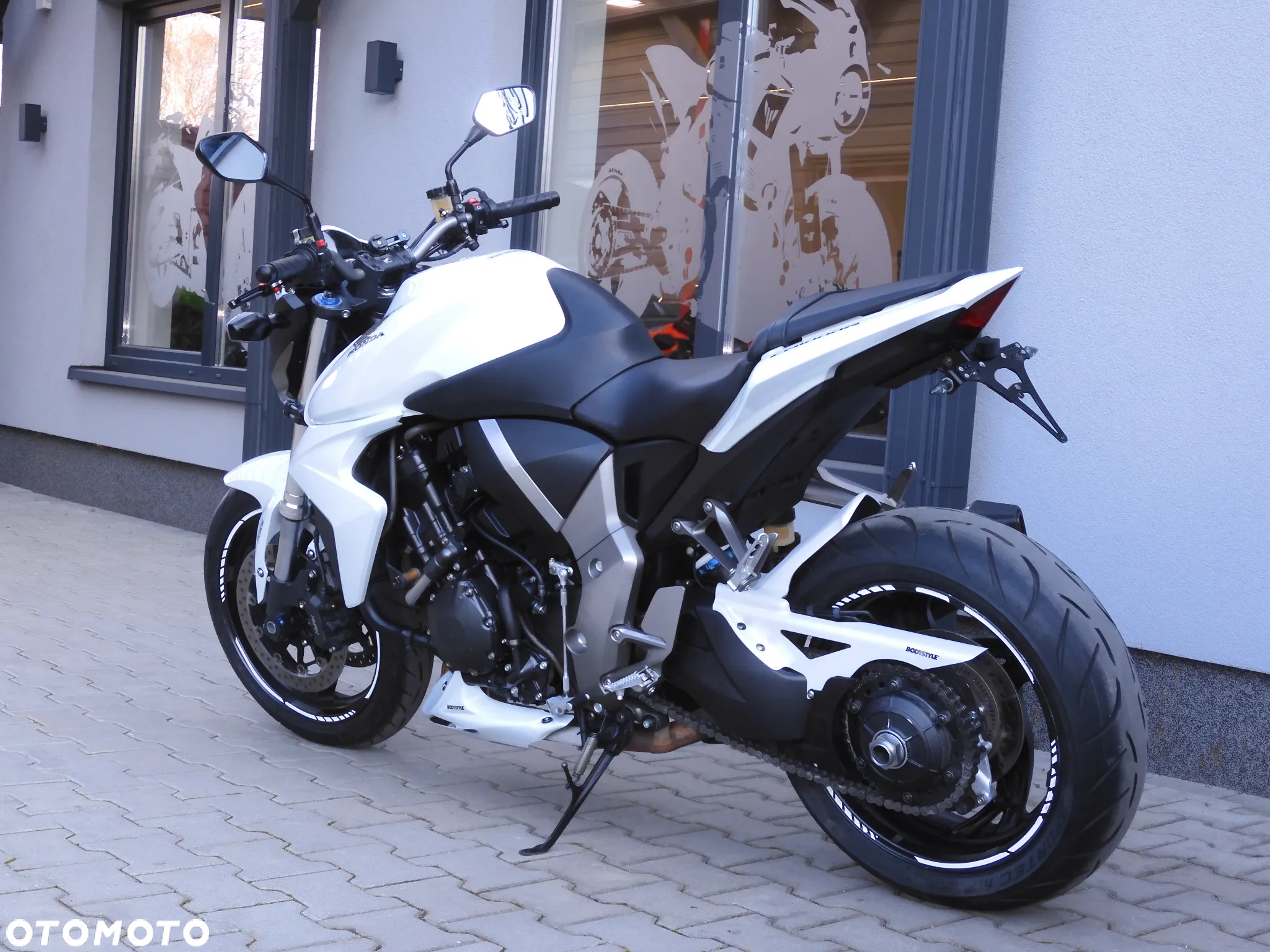 Honda CB - 33
