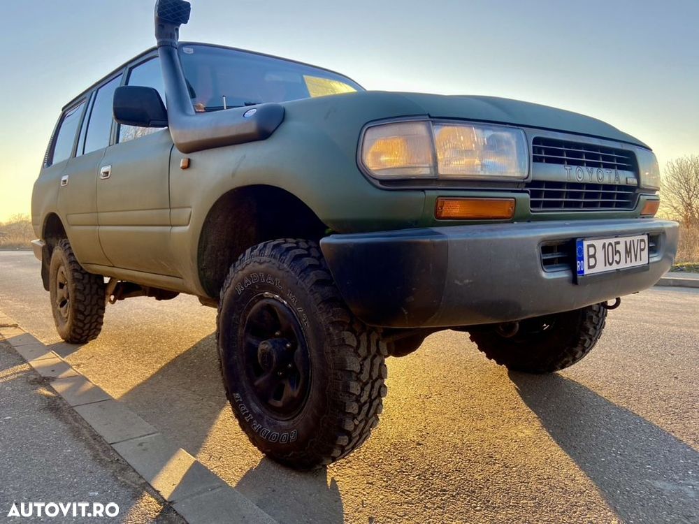 Toyota Land Cruiser - 3