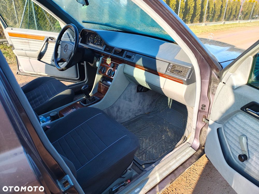 Mercedes-Benz W124 (1984-1993) - 4