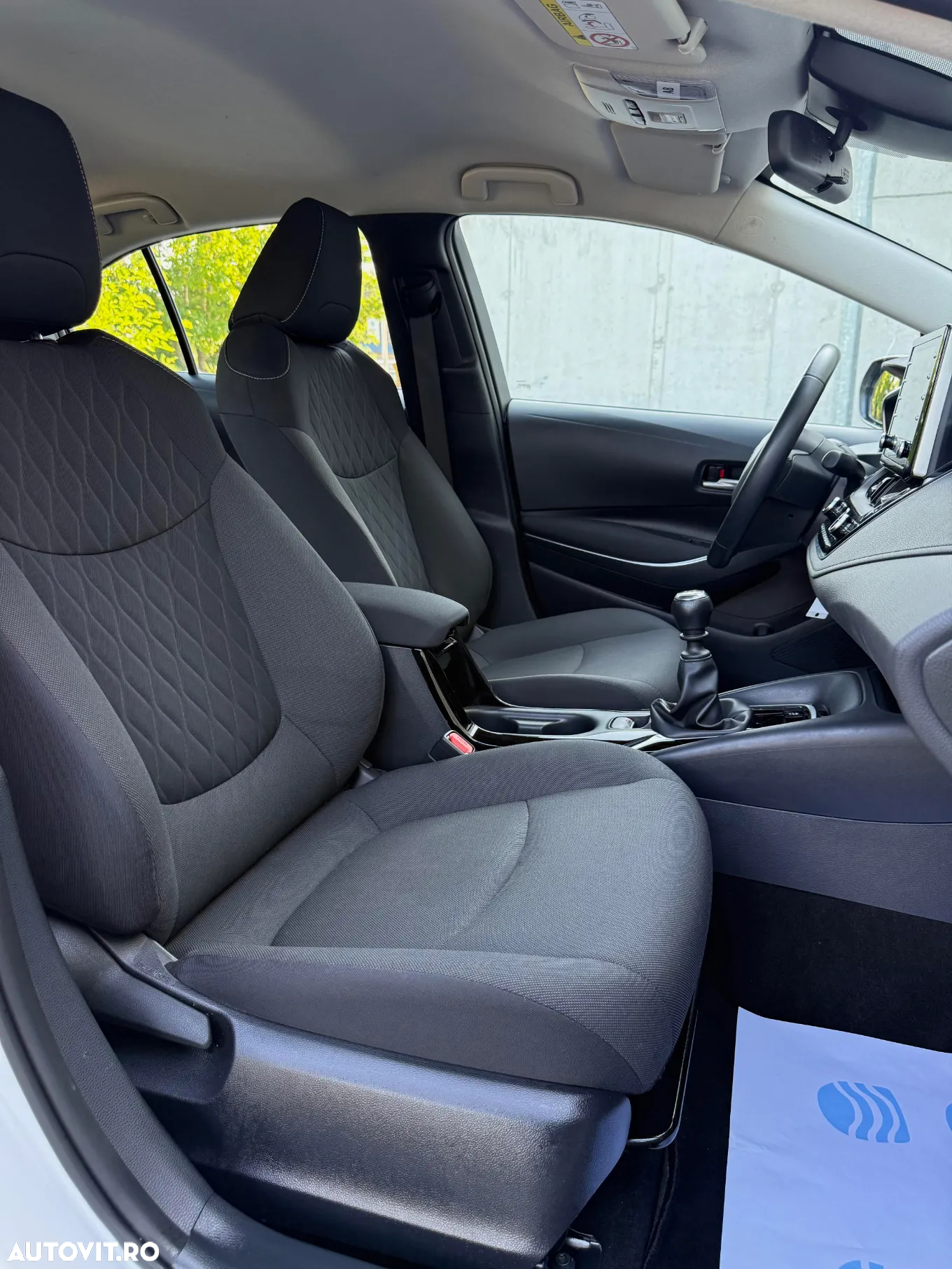 Toyota Corolla Sedan 1.5 TNGA MT Business - 13