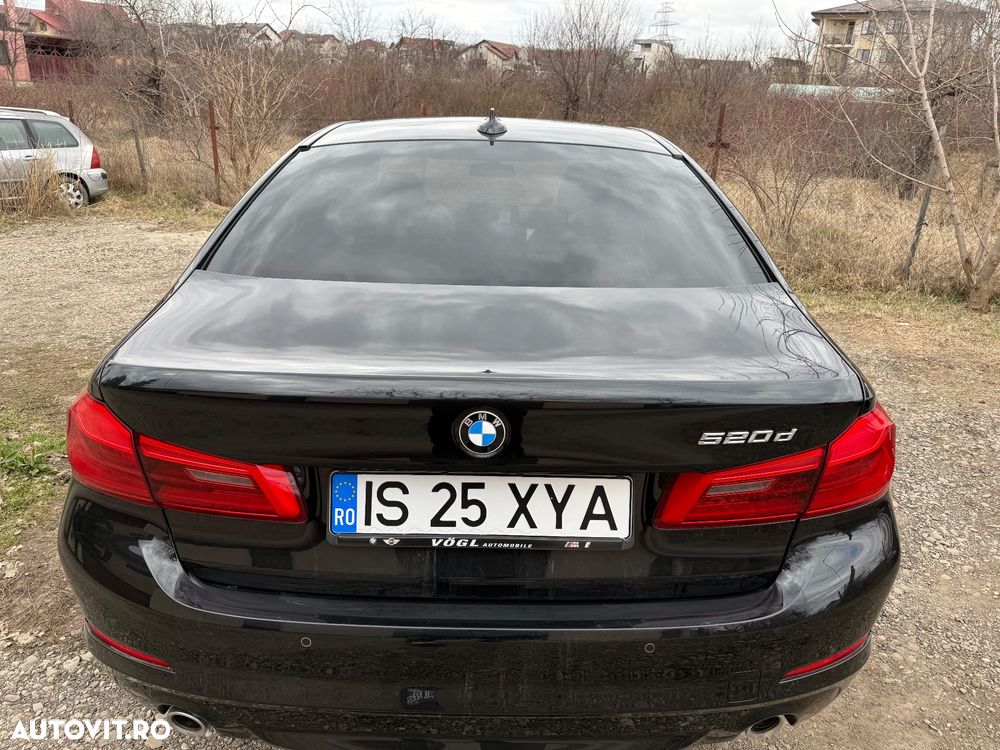BMW Seria 5 520d Aut. - 12