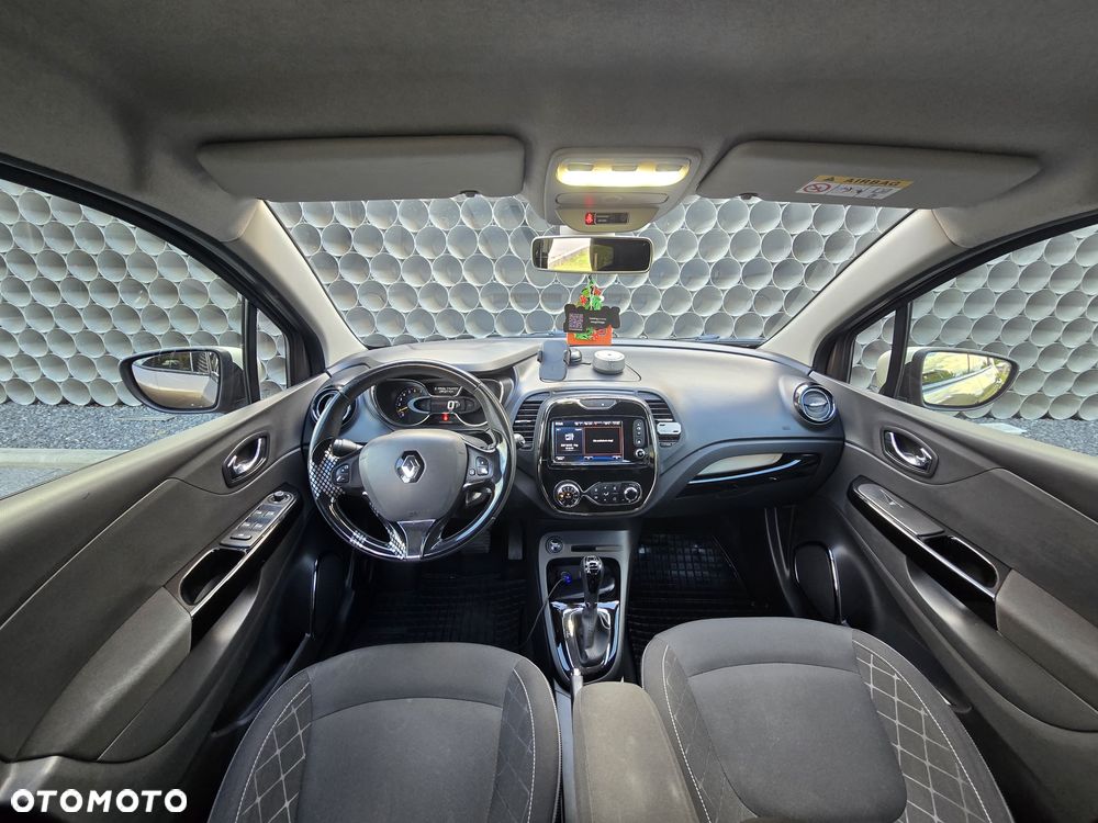 Renault Captur 1.2 TCe Helly Hansen EDC - 13