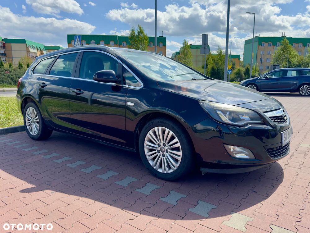 Opel Astra 1.7 CDTI DPF Cosmo - 8