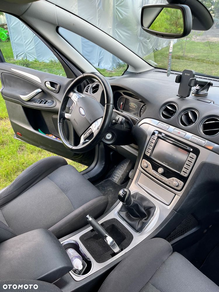 Ford S-Max - 7