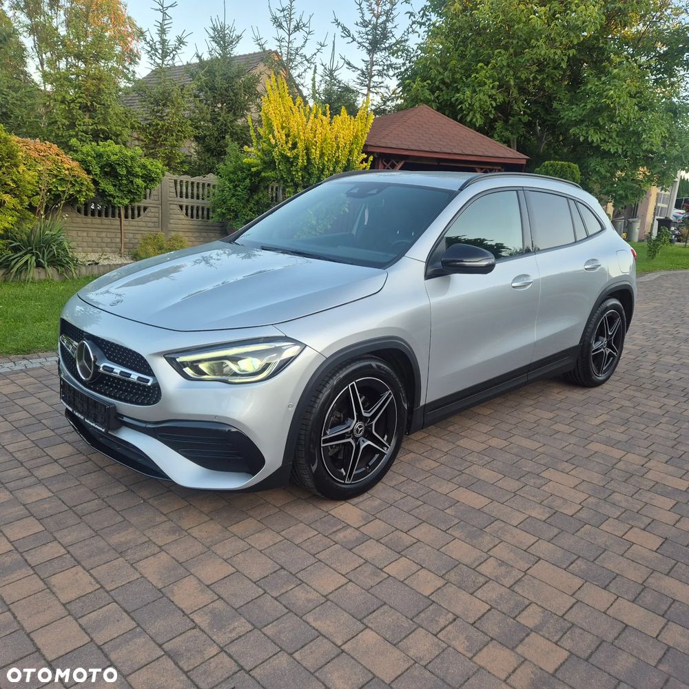 Mercedes-Benz GLA 180 d 8G-DCT AMG Line