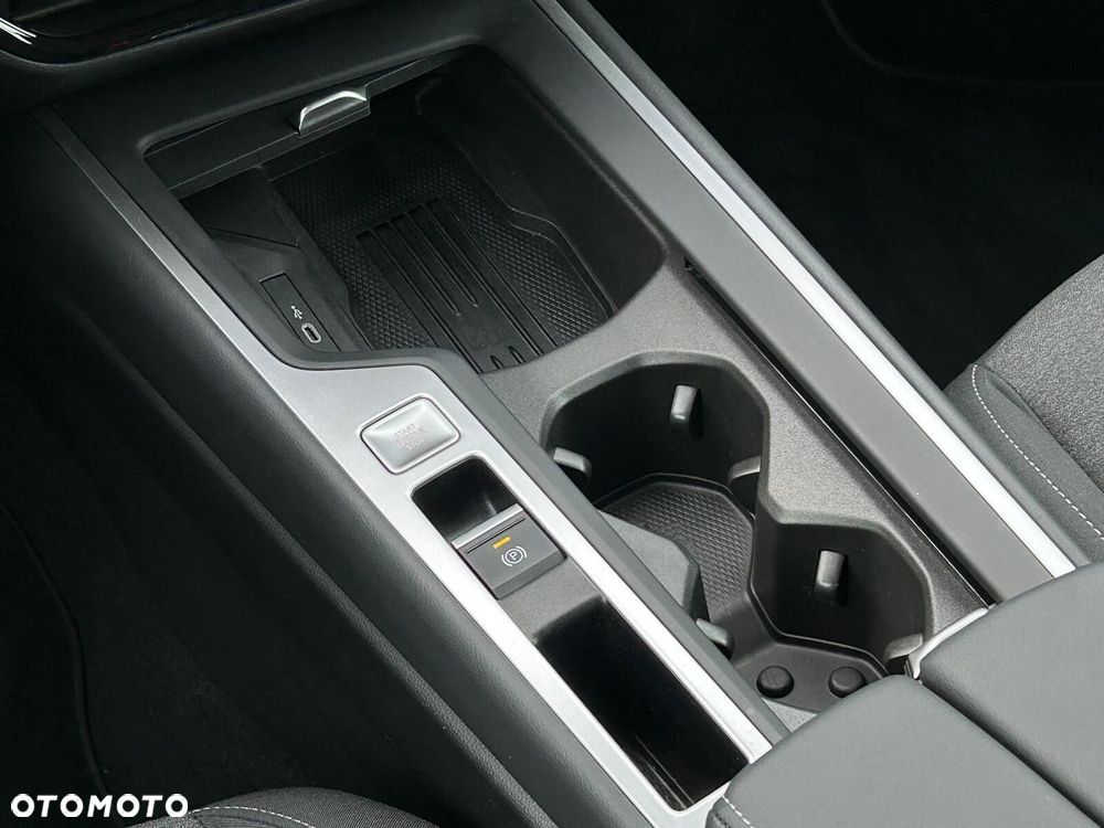 Volkswagen Passat Variant 1.5 TSI EVO Business DSG - 24