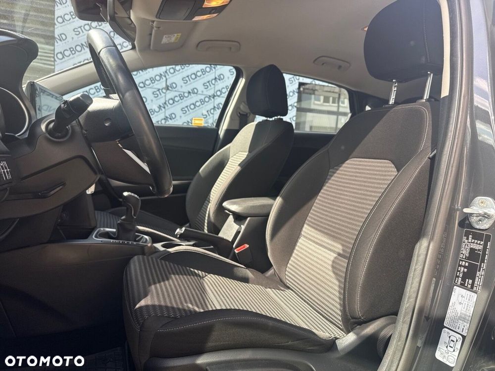 Kia Ceed 1.5 T-GDI M - 9