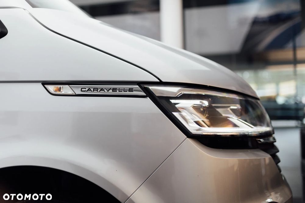 Volkswagen Caravelle - 24