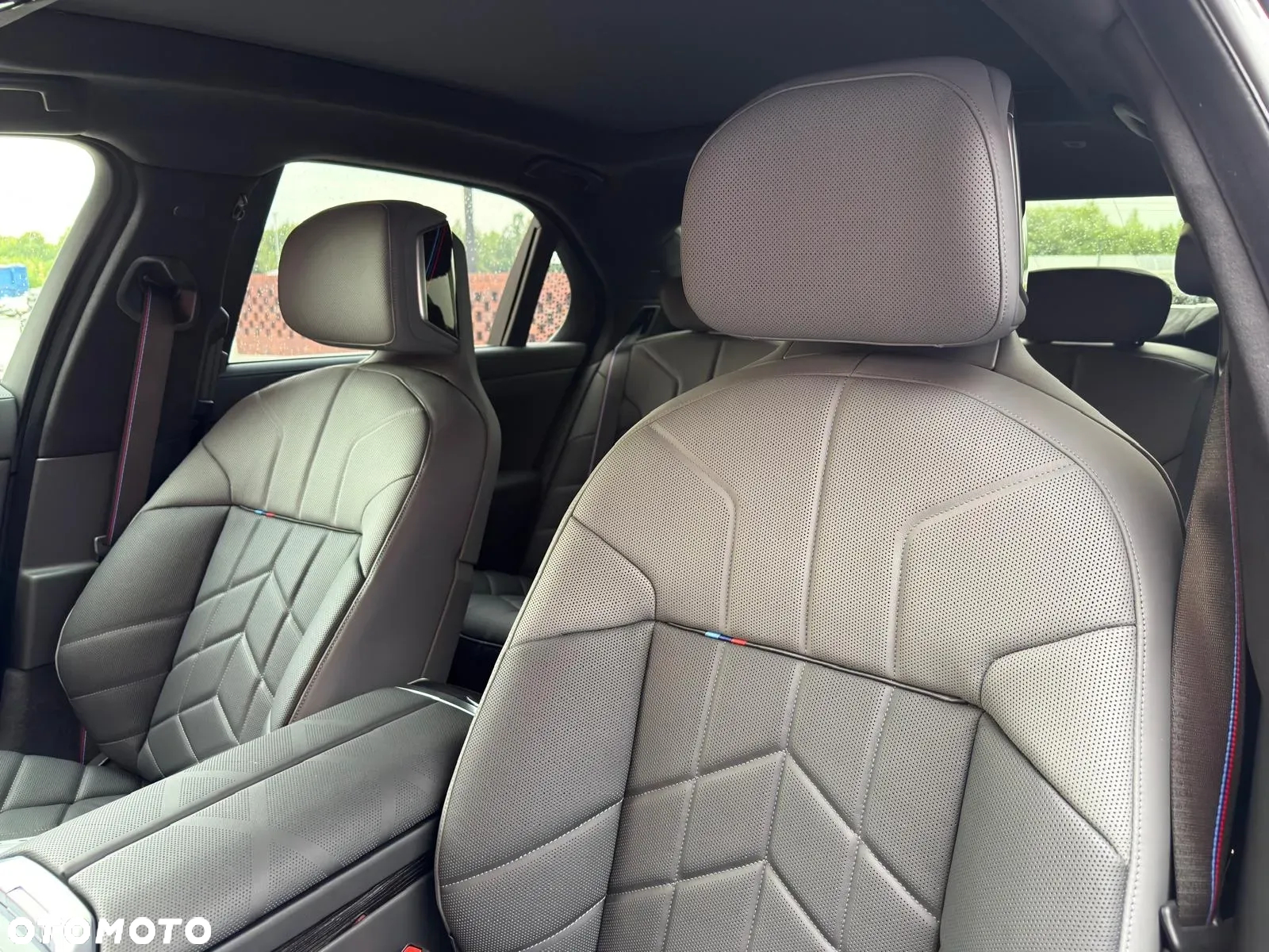 BMW Seria 7 740d xDrive mHEV sport - 16