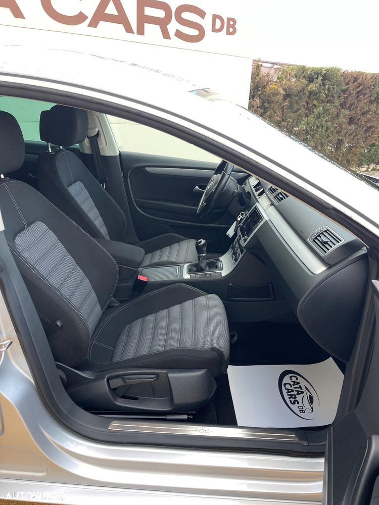 Volkswagen Passat CC 2.0 TDI BlueMotion Technology Dynamic Black - 24