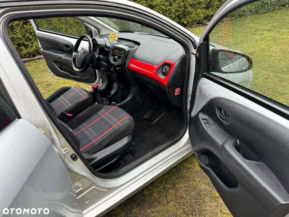 Peugeot 108 PureTech 82 Top Style - 22
