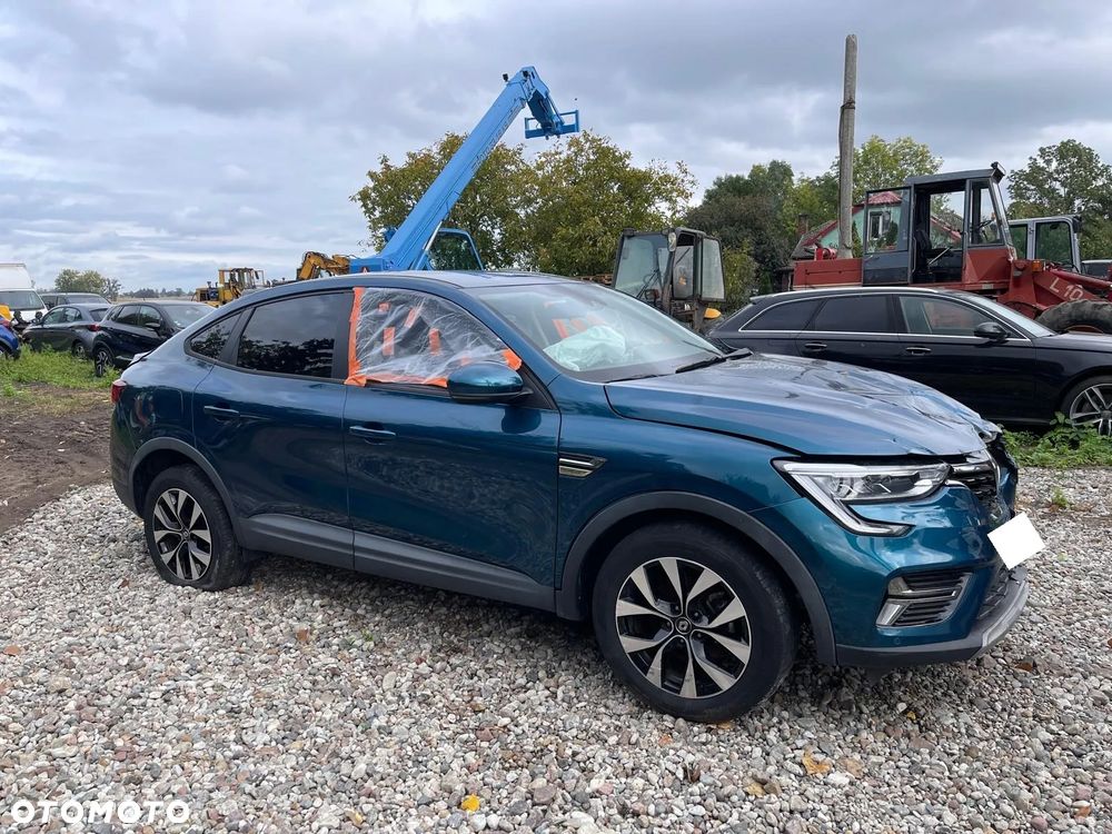 Renault Arkana 1.6 E-TECH Zen MMT - 33