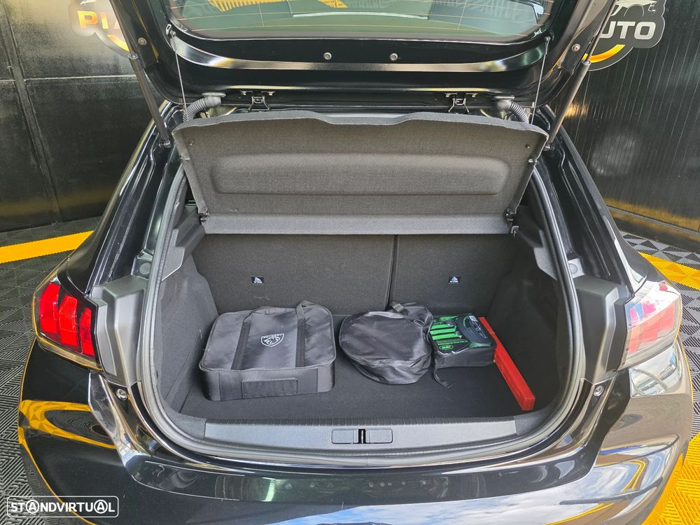 Peugeot e-208 50 kWh Allure - 13