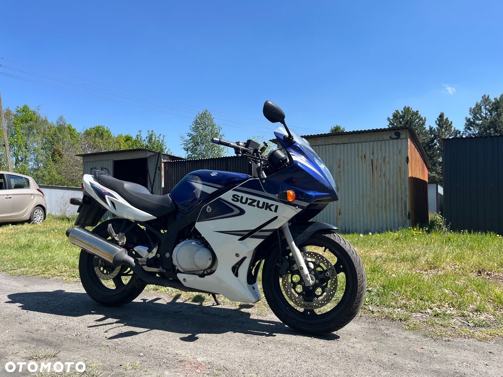 Suzuki GS - 3