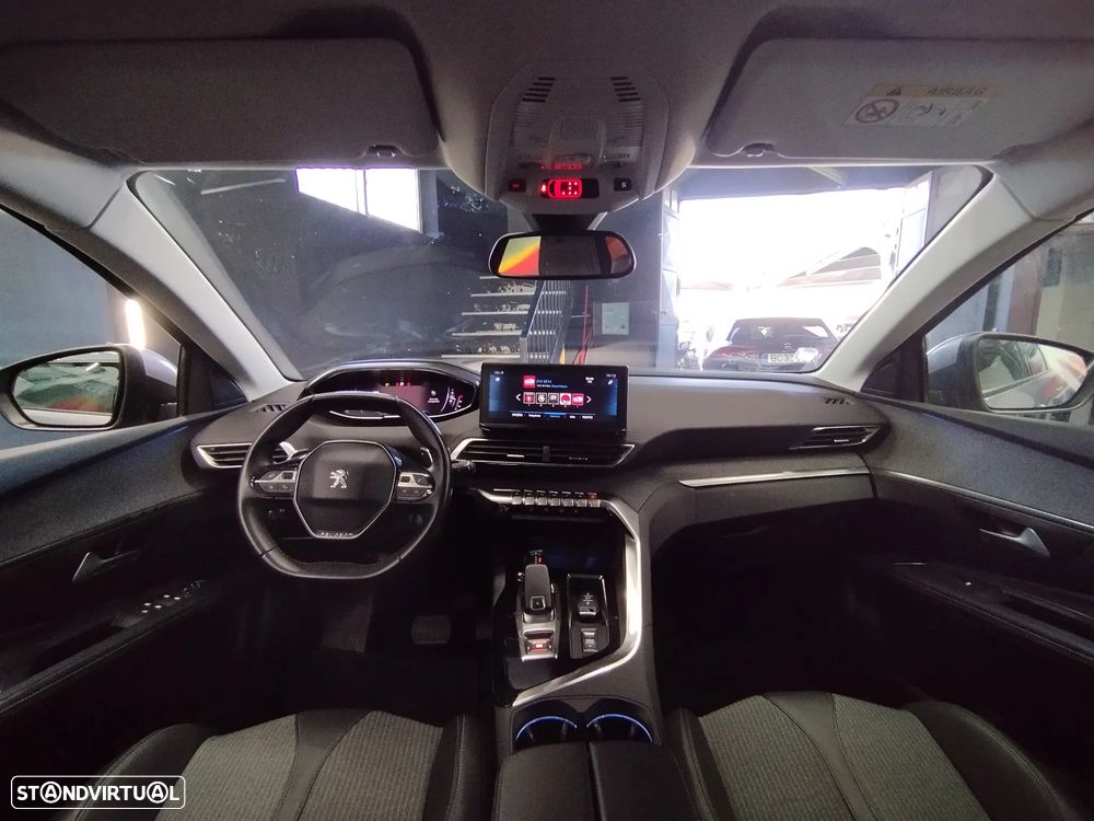 Peugeot 5008 1.5 BlueHDi Allure Pack EAT8 - 19