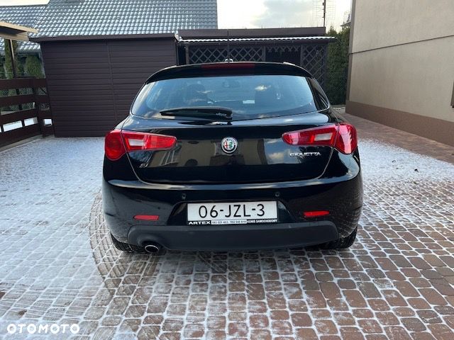 Alfa Romeo Giulietta 1.6 JTDM 16V TCT B-Tech - 6